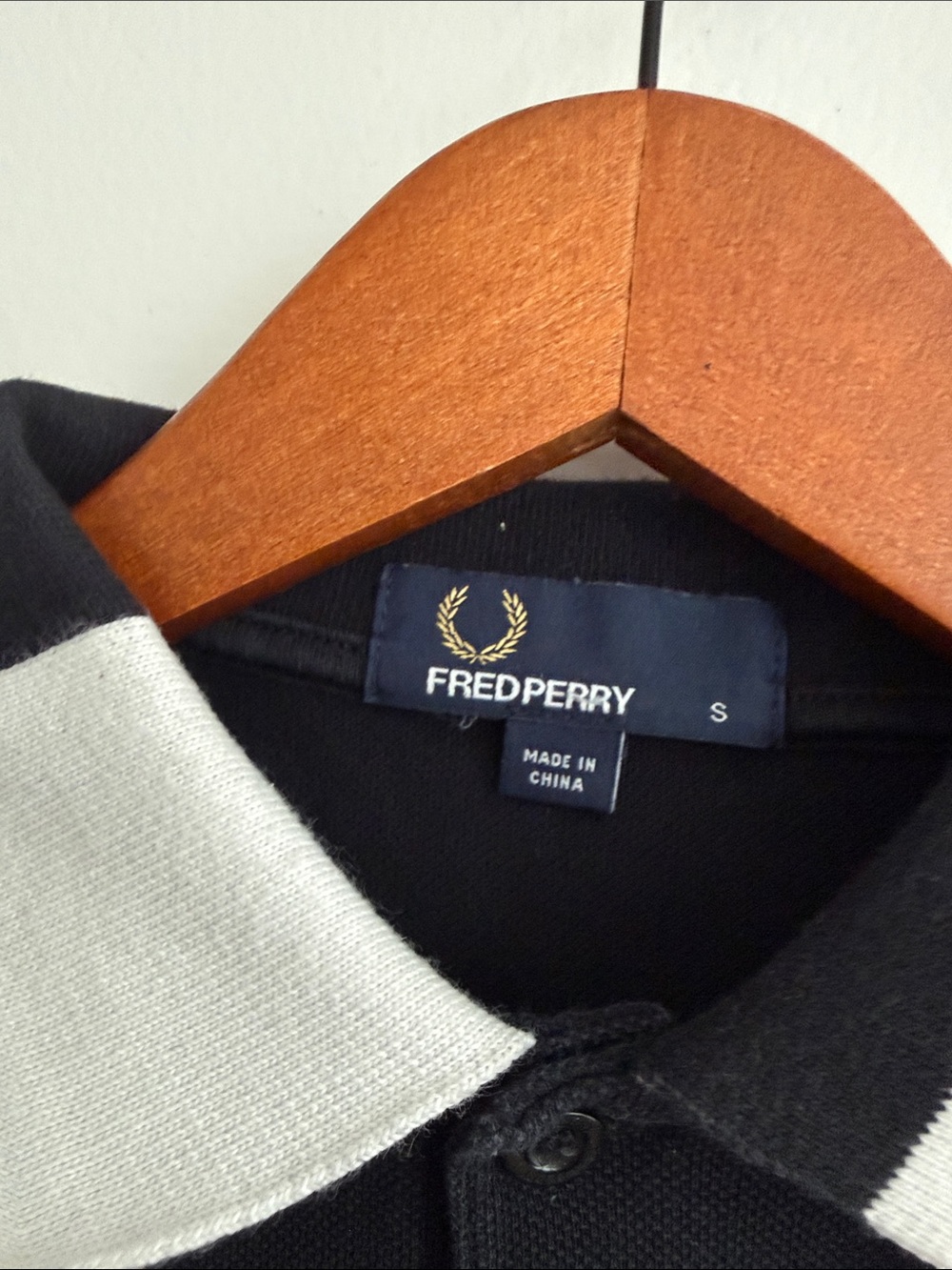 Fred Perry Men's Black Polo with Contrast Trim - Picture 2 of 5